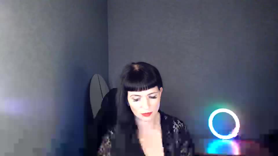 LindaElosiMilf Adult Chat August 31, 2025