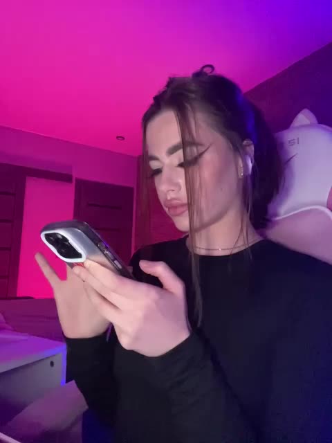 HotGirlEva Adult Chat August 31, 2025