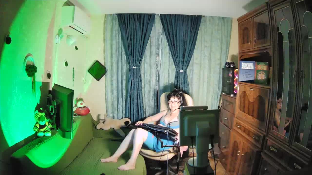 Infodar Adult Chat August 31, 2025