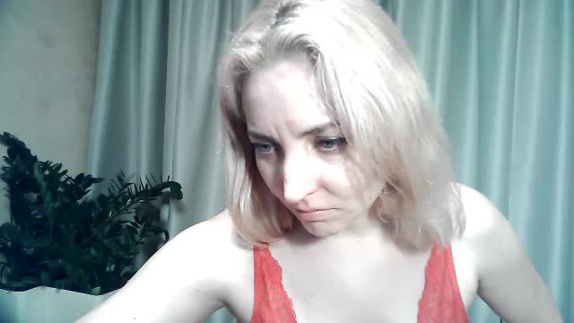 mariska-kiska Adult Chat August 31, 2025