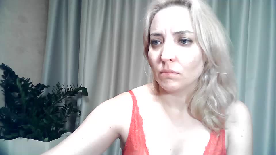 mariska-kiska Adult Chat August 31, 2025