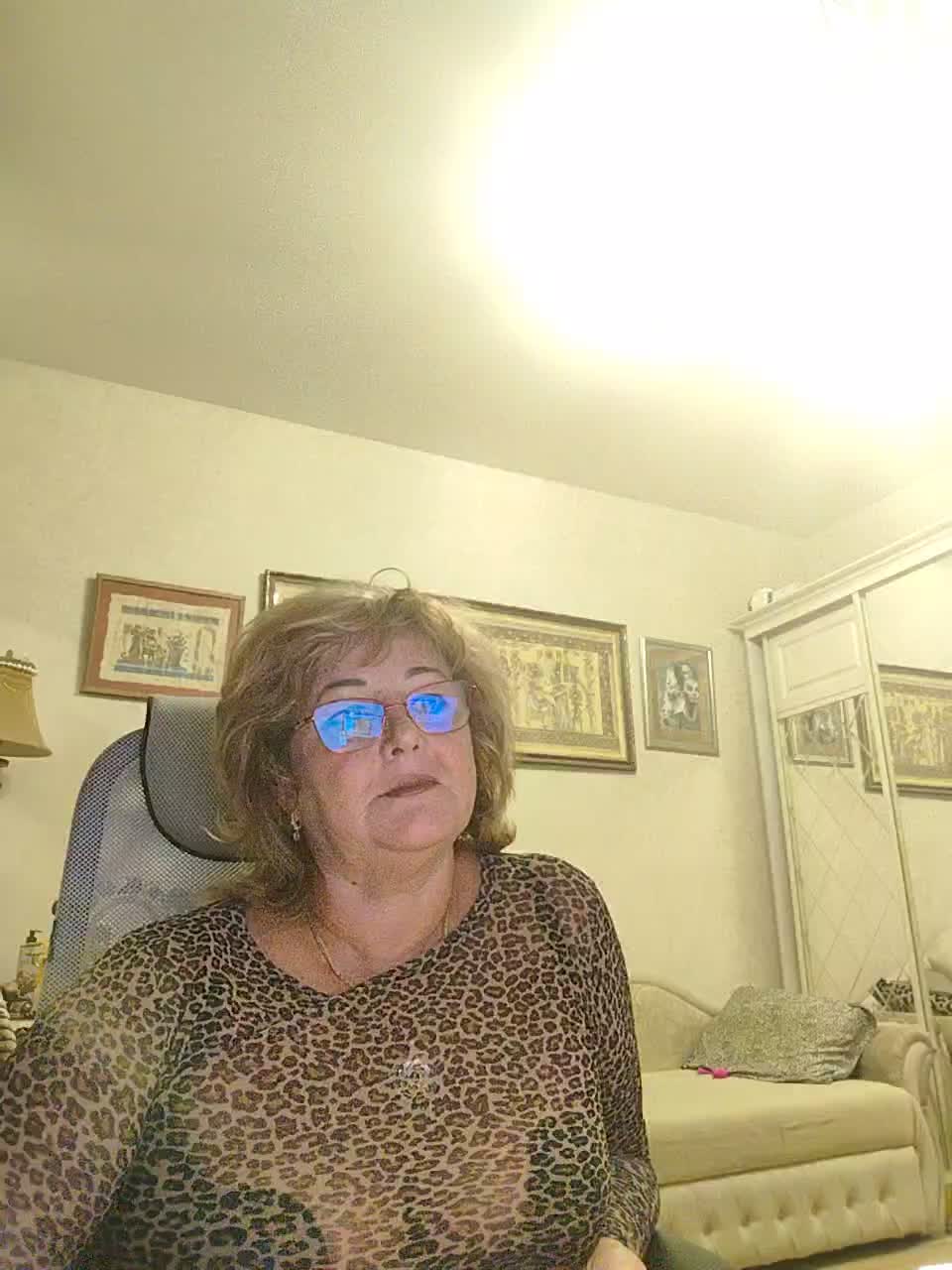 KarinkaSweet Adult Chat August 31, 2025