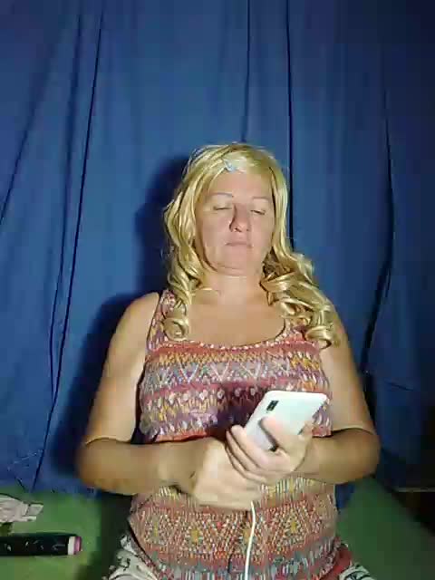 FameLara Adult Chat August 31, 2025