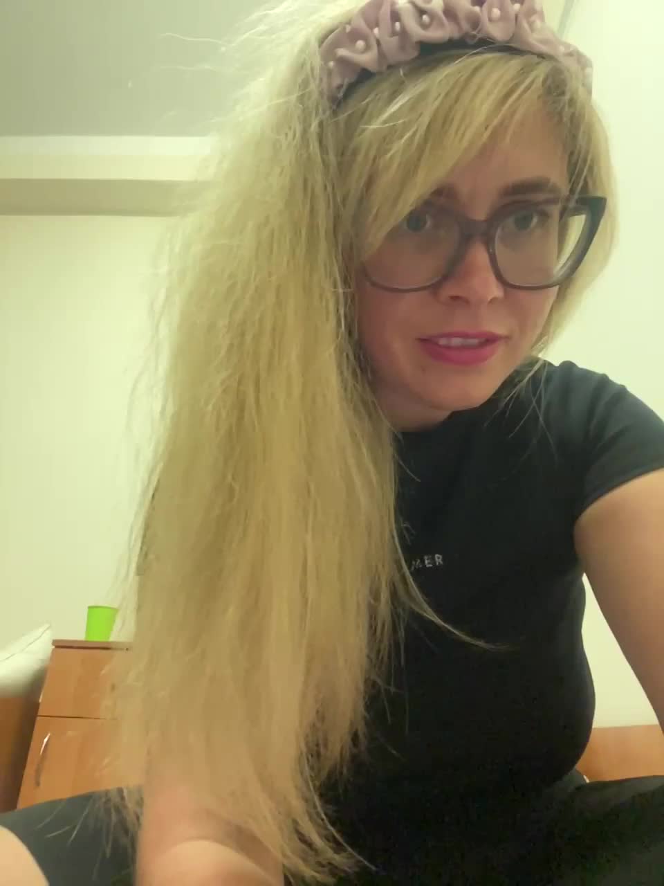 Elegant00Girl Adult Chat August 31, 2025