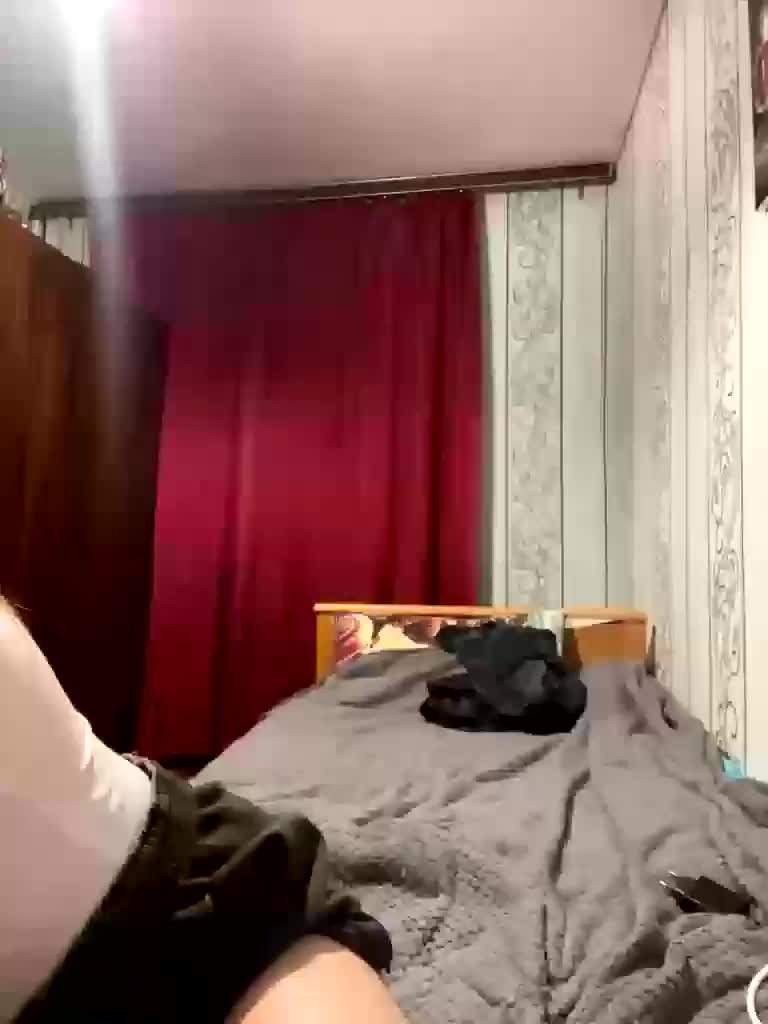 Bestie1-1 Adult Chat August 31, 2025