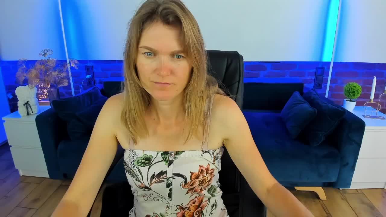 Annabel-xxx Adult Chat August 31, 2025