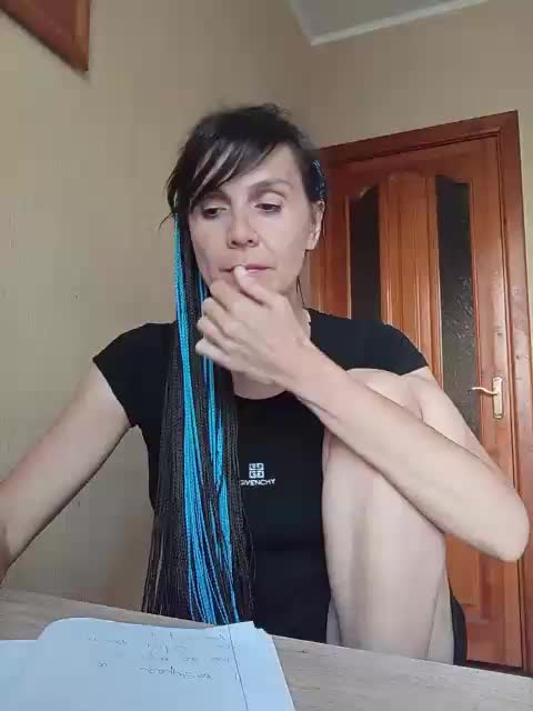 Hellenalonenochka Adult Chat August 31, 2025