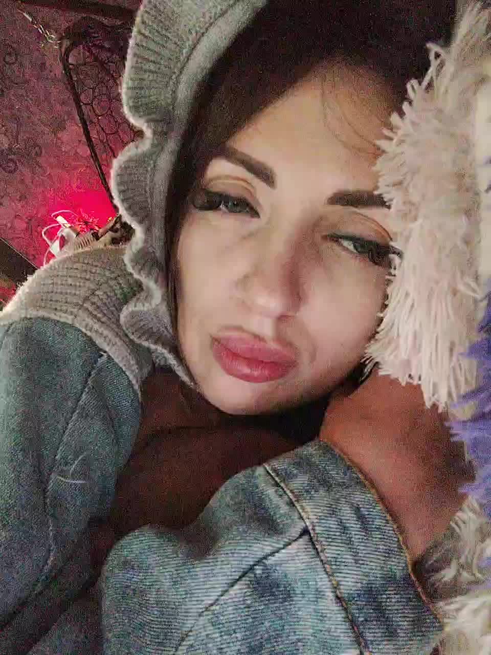 SexyKitty75-1 Adult Chat August 31, 2025