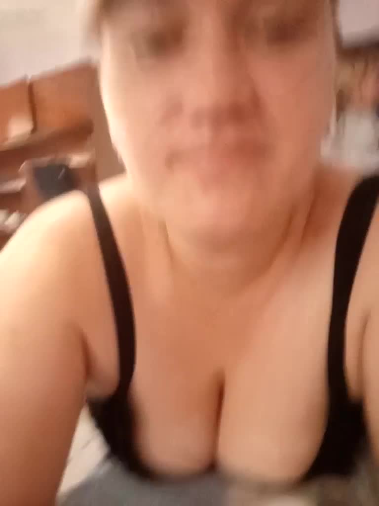 HollyLaBerry Adult Chat August 31, 2025