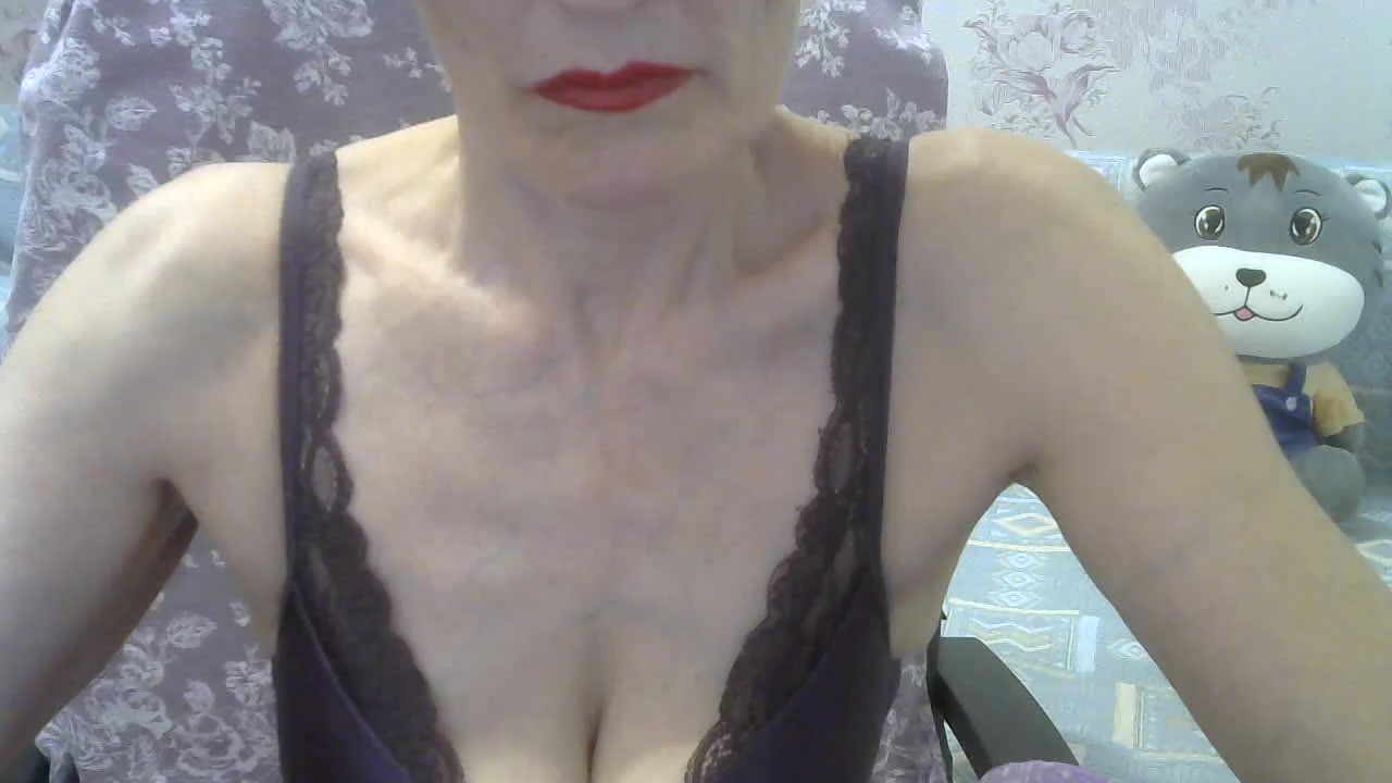 Red-Rose-777 Adult Chat August 31, 2025