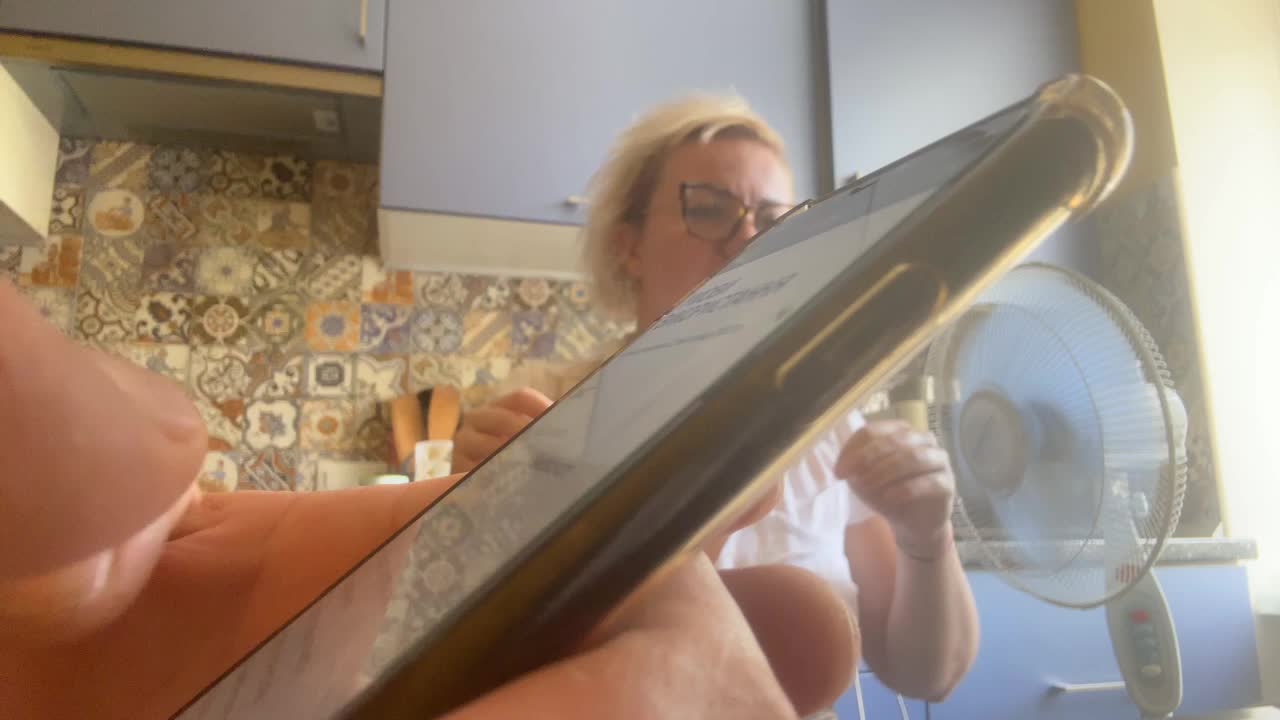 Oksana494 Adult Chat August 31, 2025