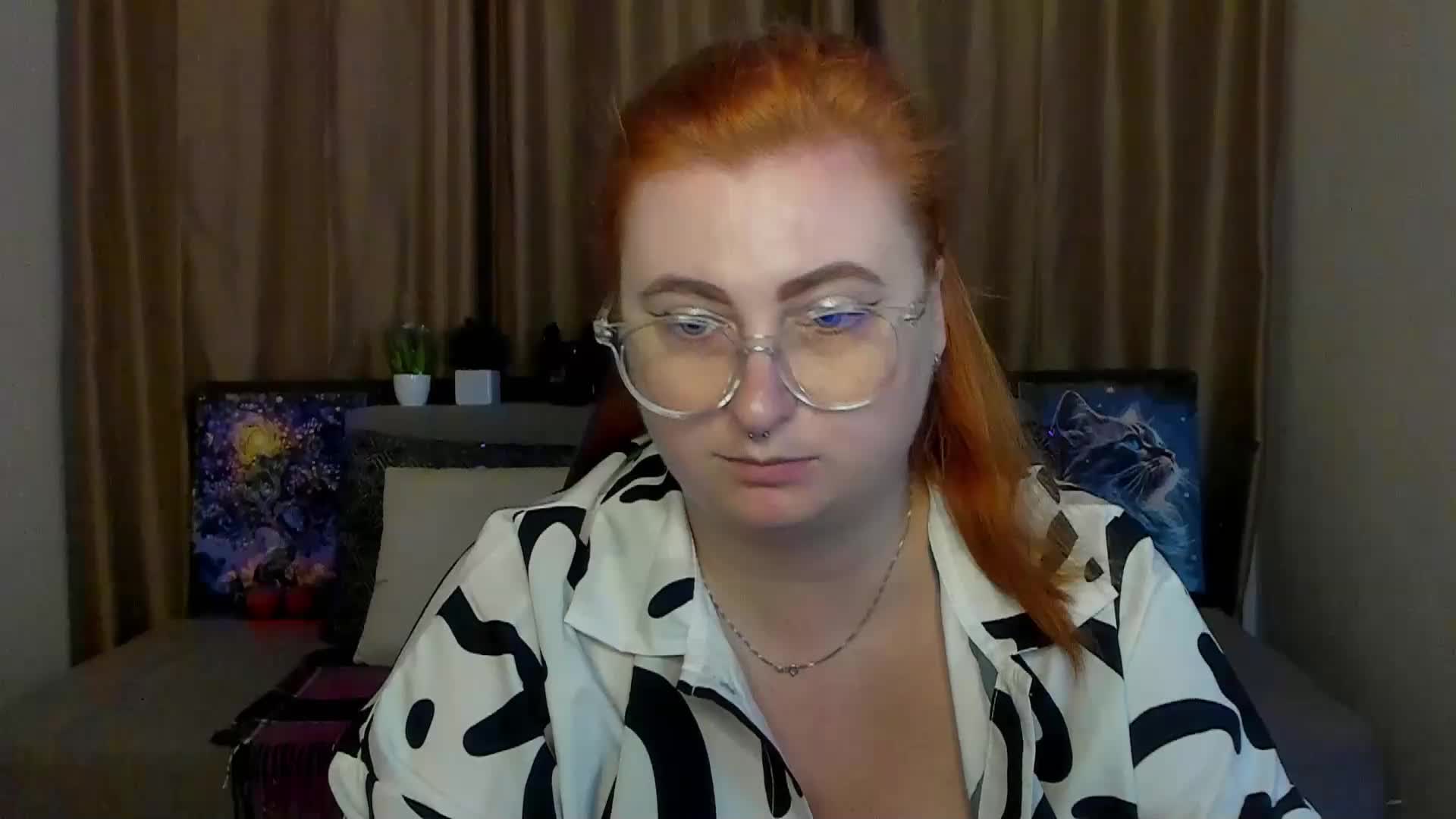 Aliciaredluv Adult Chat September 1, 2025