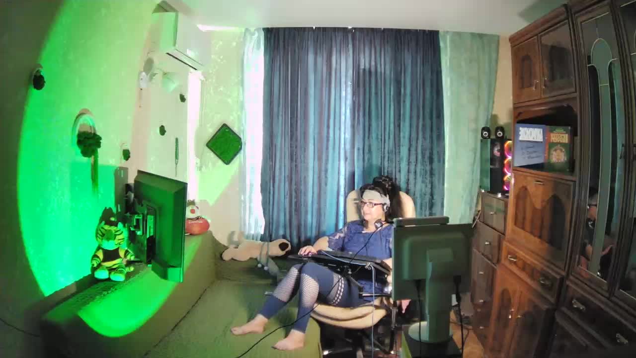 Infodar Adult Chat August 31, 2025