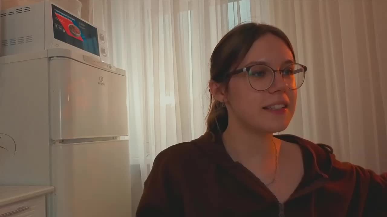 MiaLuw Adult Chat August 31, 2025