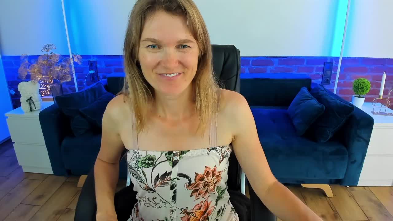 Annabel-xxx Adult Chat September 1, 2025