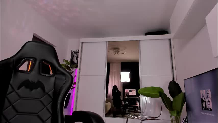 ivy_bellee Adult Chat September 1, 2025