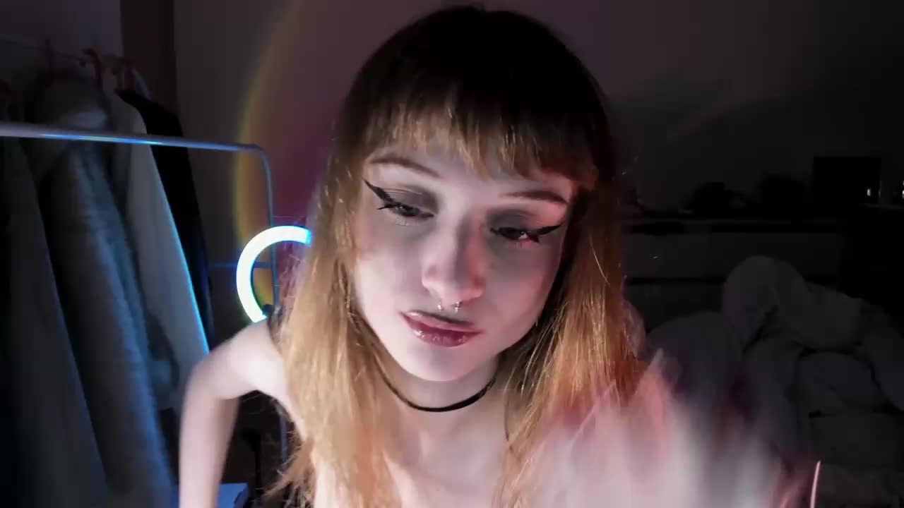 mnepohuyy Adult Chat September 1, 2025