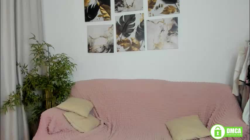 hello_vivienne Adult Chat September 1, 2025