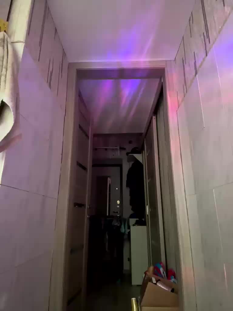 GoodGirl777 Adult Chat September 1, 2025