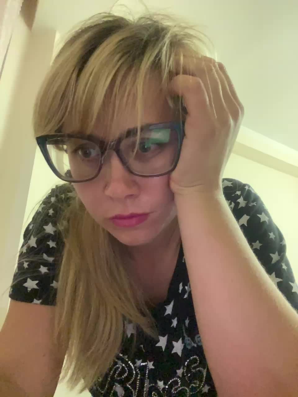 Elegant00Girl Adult Chat September 1, 2025