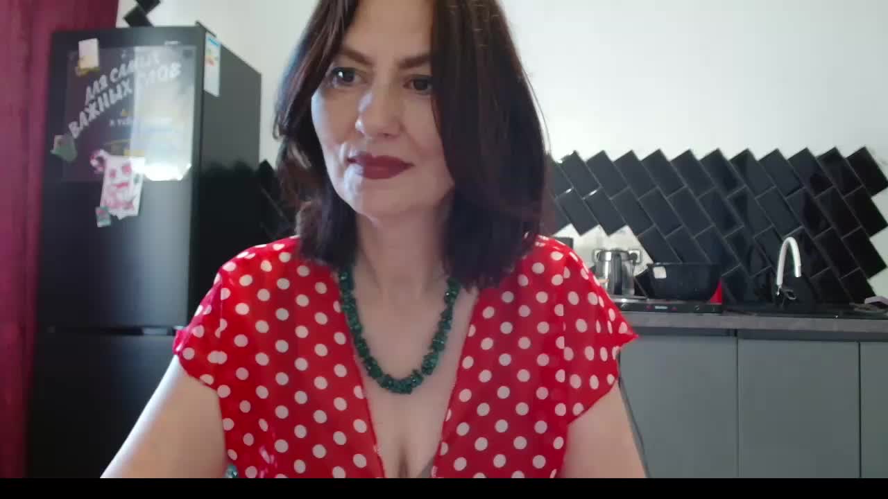 ANGELALADI Adult Chat September 1, 2025