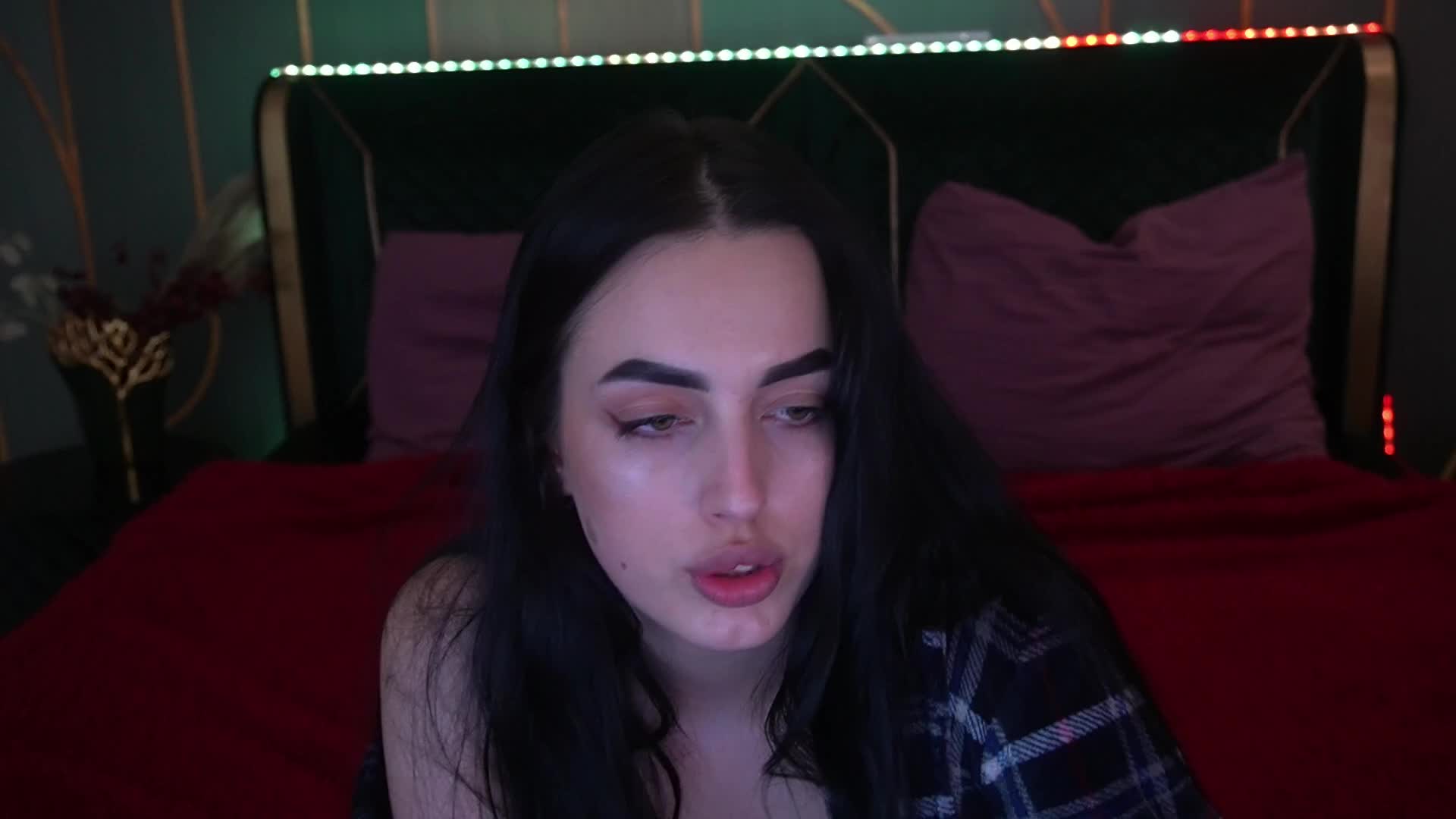 CraveMeRich Adult Chat September 1, 2025