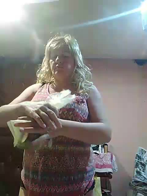 FameLara Adult Chat September 1, 2025