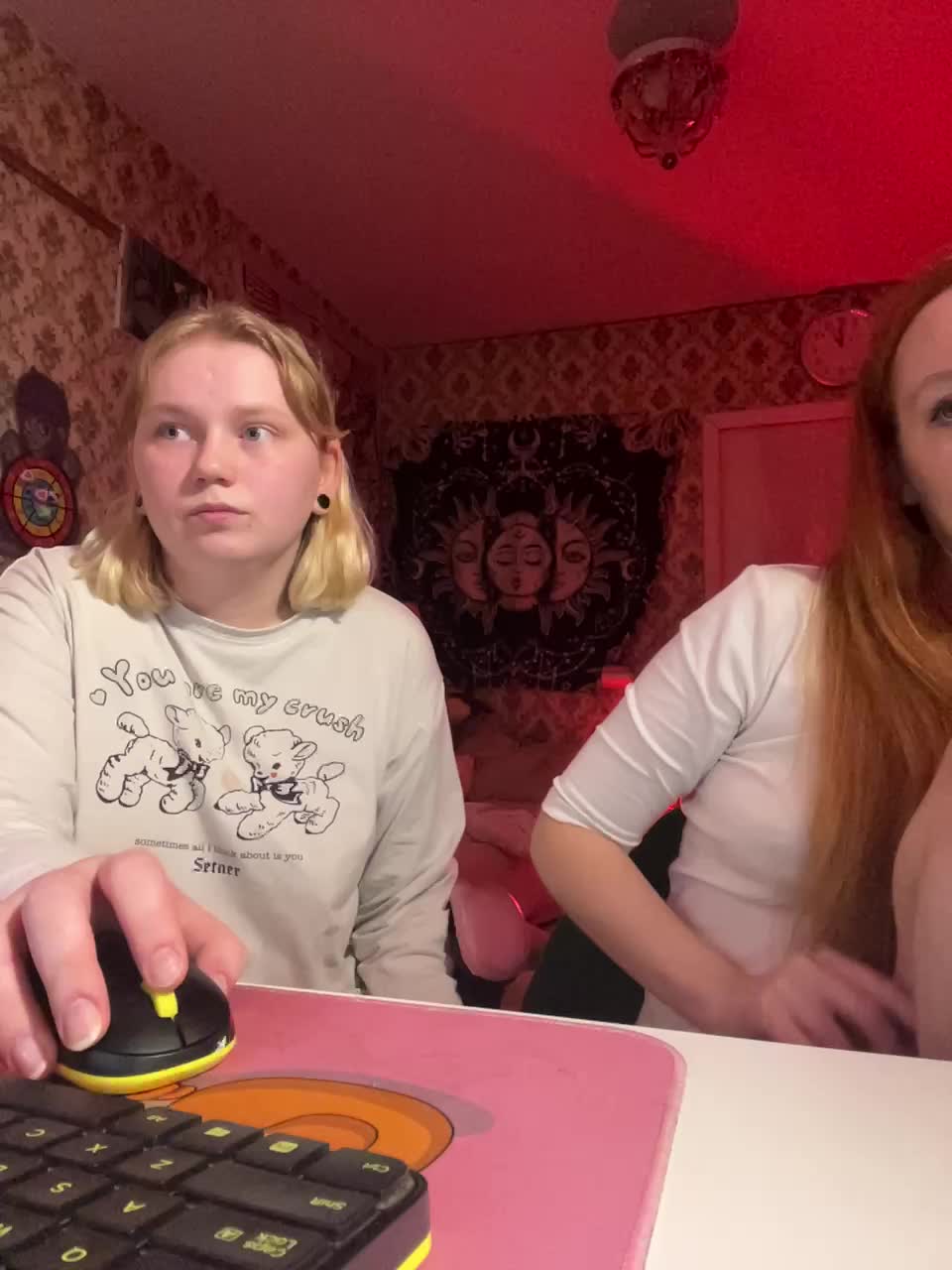 Radiants2 Adult Chat September 1, 2025