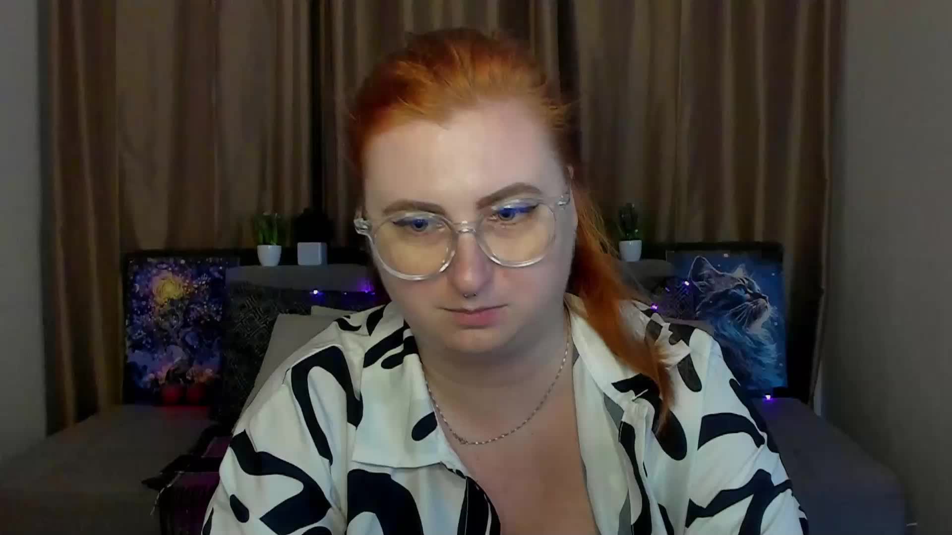 Aliciaredluv Adult Chat September 1, 2025