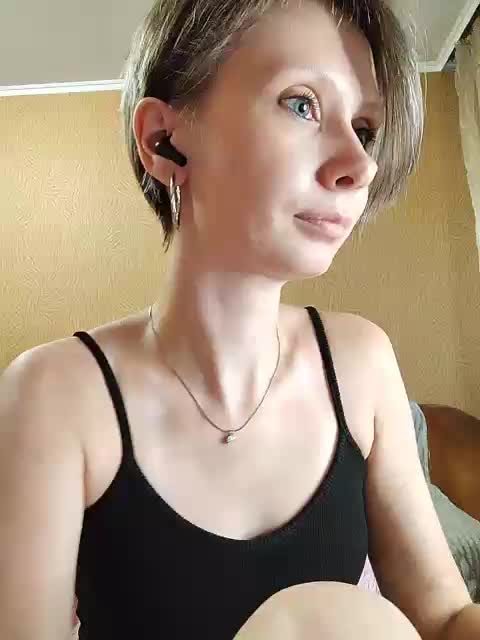 -Christina- Adult Chat September 1, 2025