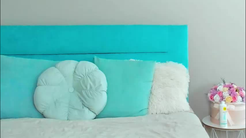 natural_meri_ Adult Chat September 1, 2025