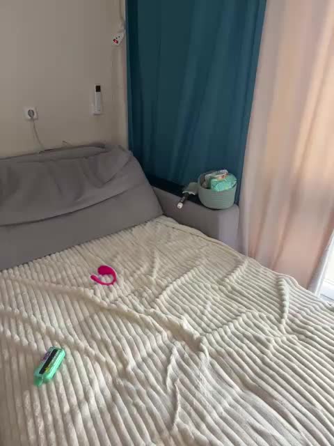 -Violetta- Adult Chat September 1, 2025