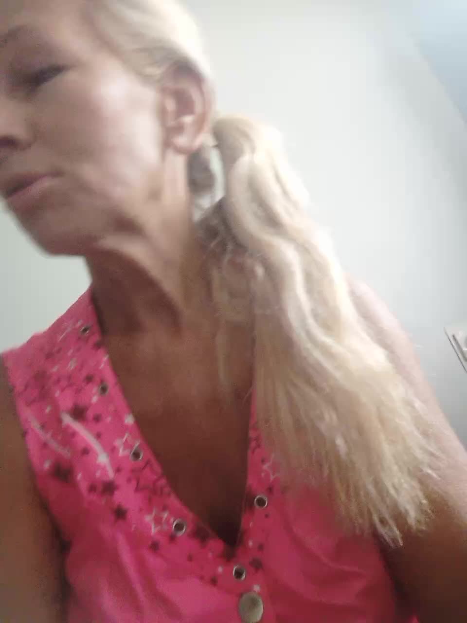 Victoria-sexi Adult Chat September 1, 2025