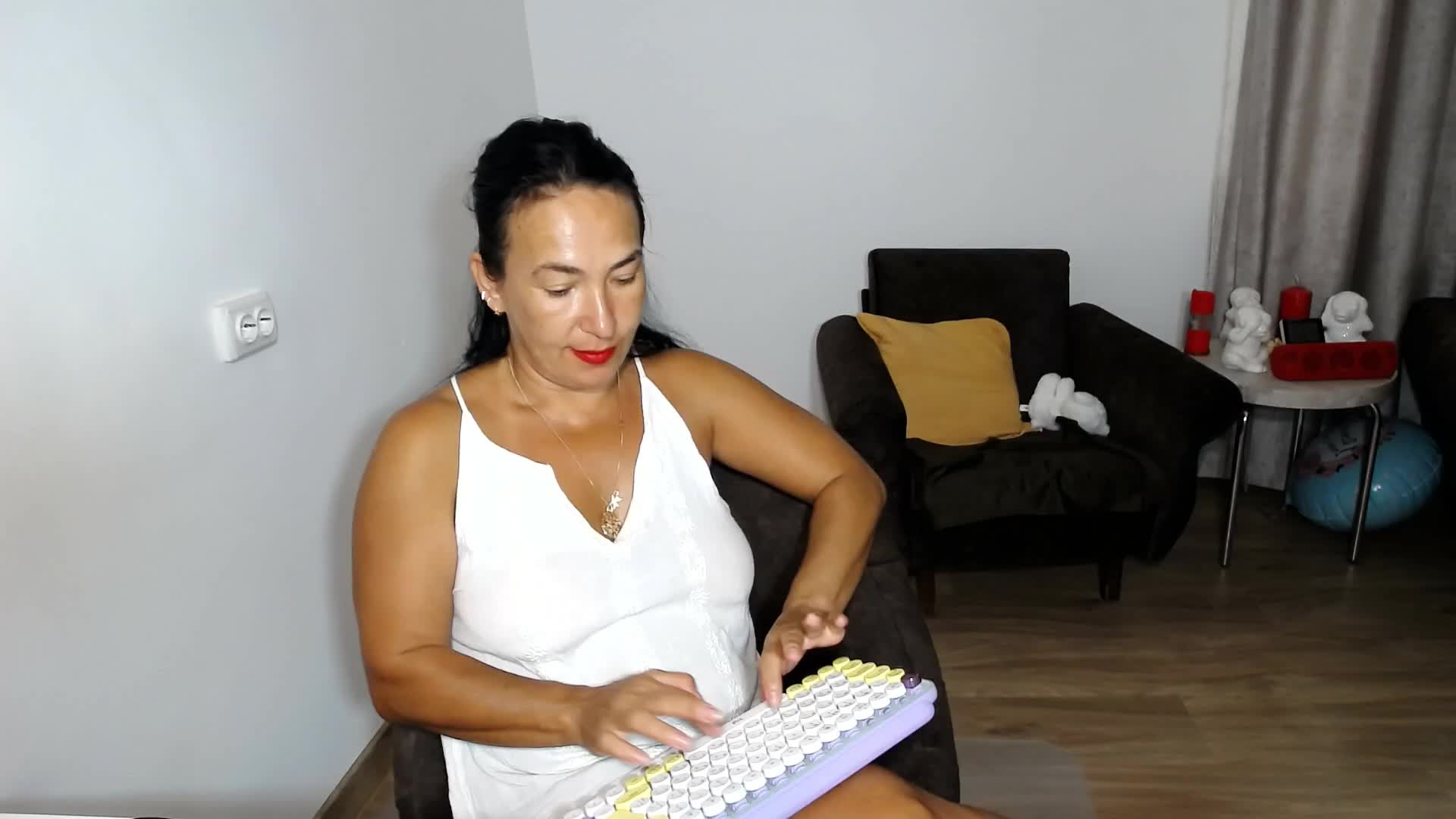 LikaLady Adult Chat September 1, 2025