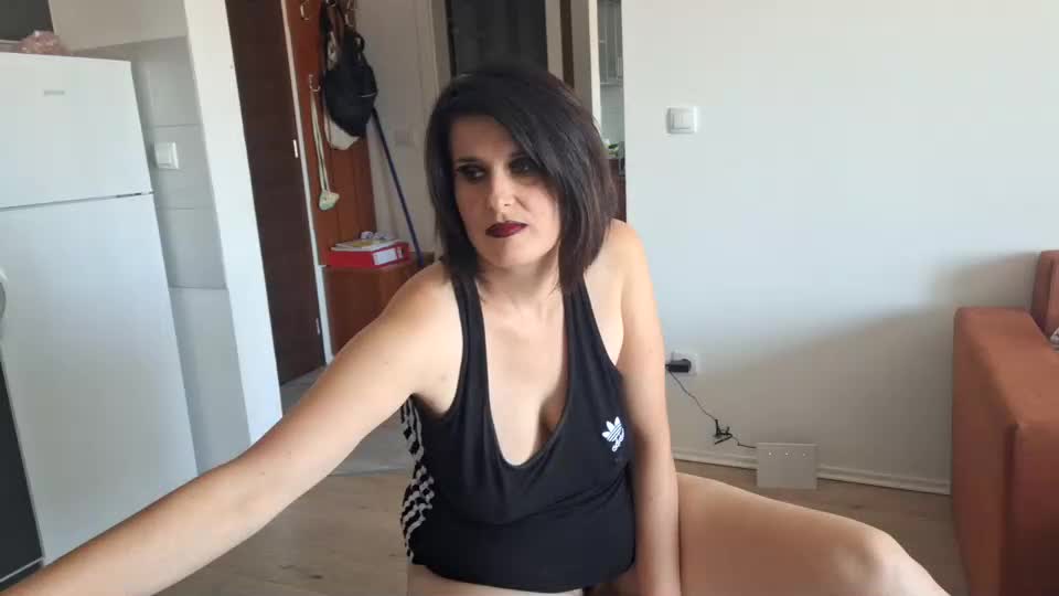 milf44milf Adult Chat September 1, 2025