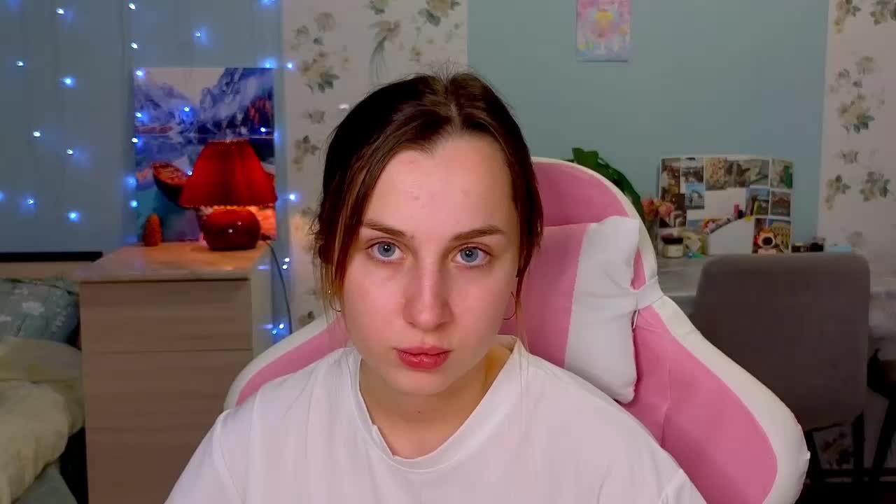 Macyaa Adult Chat September 1, 2025