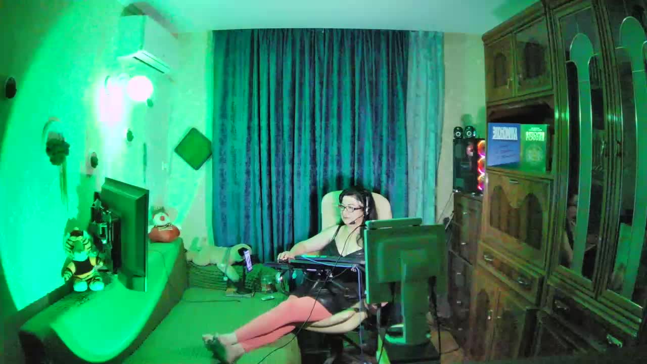 Infodar Adult Chat September 1, 2025