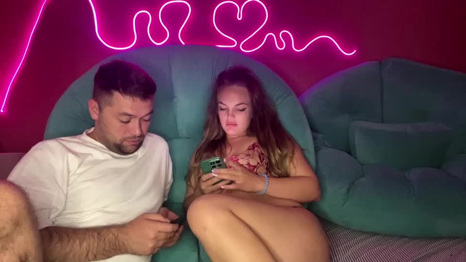 deeplookscouple Adult Chat September 2, 2025