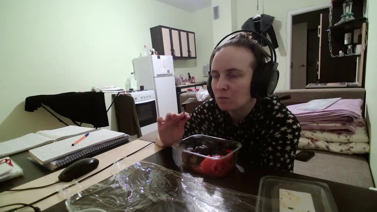 Magretta_Dering Adult Chat September 3, 2025