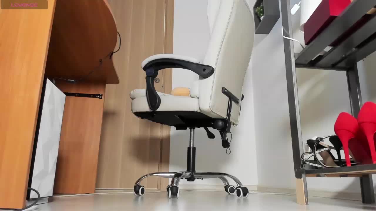 mistressvictoria Adult Chat September 3, 2025