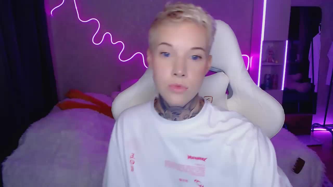 tezes Adult Chat September 3, 2025