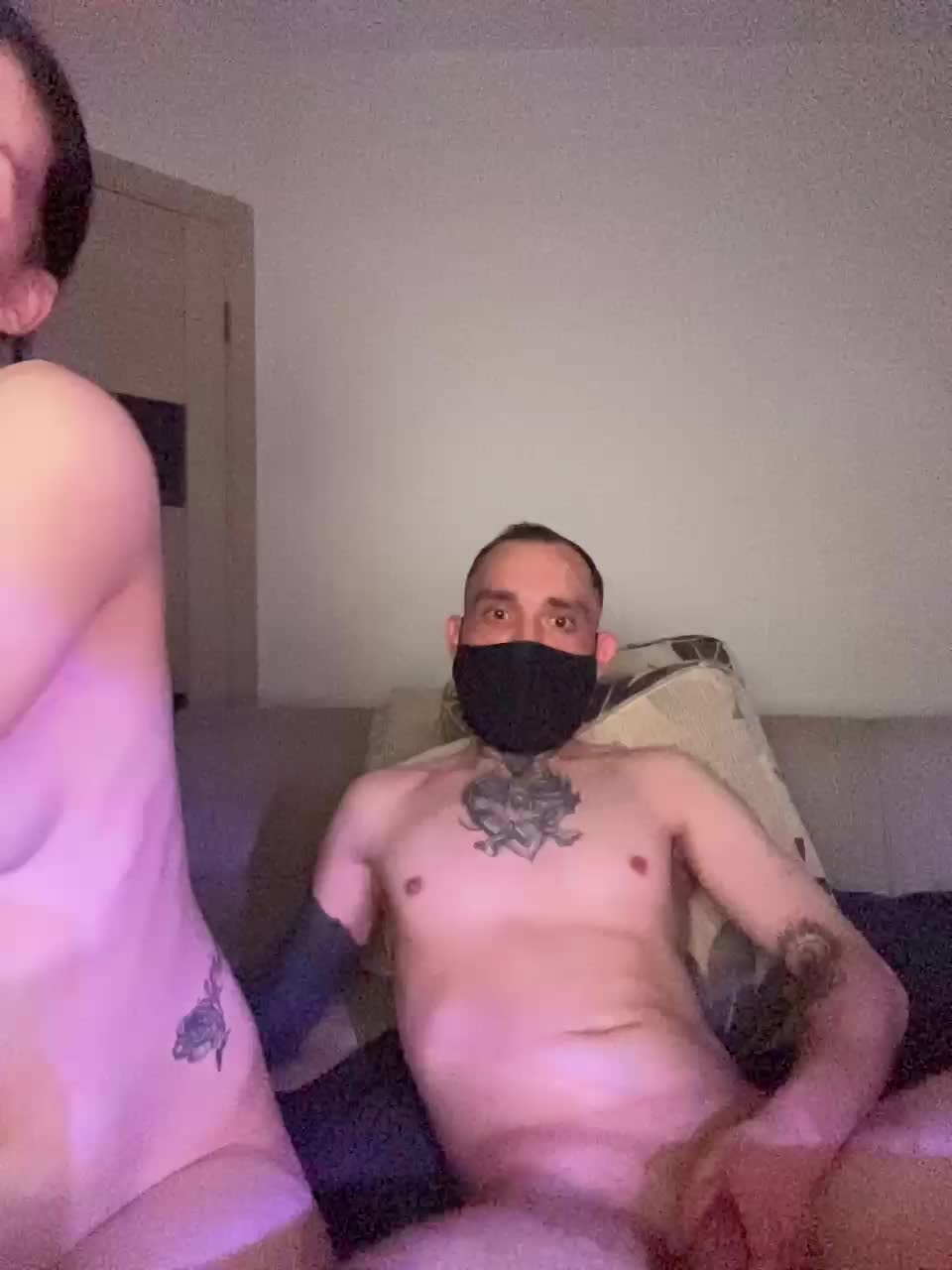 muzhzhena911 Adult Chat September 3, 2025