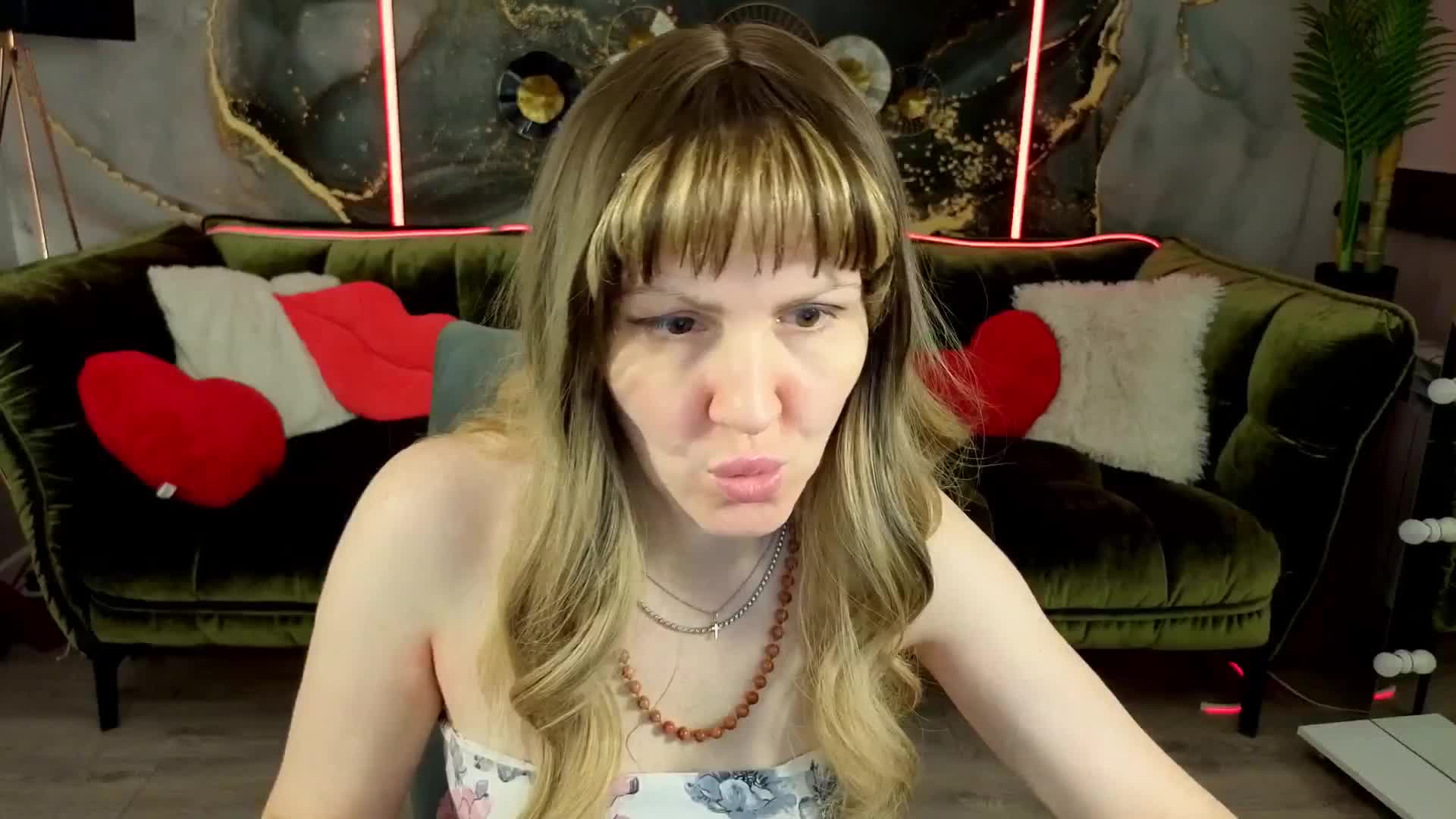 NatalyChanel Adult Chat September 3, 2025