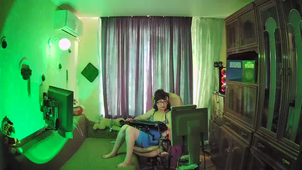 Infodar Adult Chat September 4, 2025