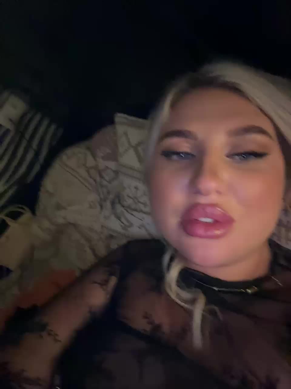 Kotofeyka1 Adult Chat September 3, 2025