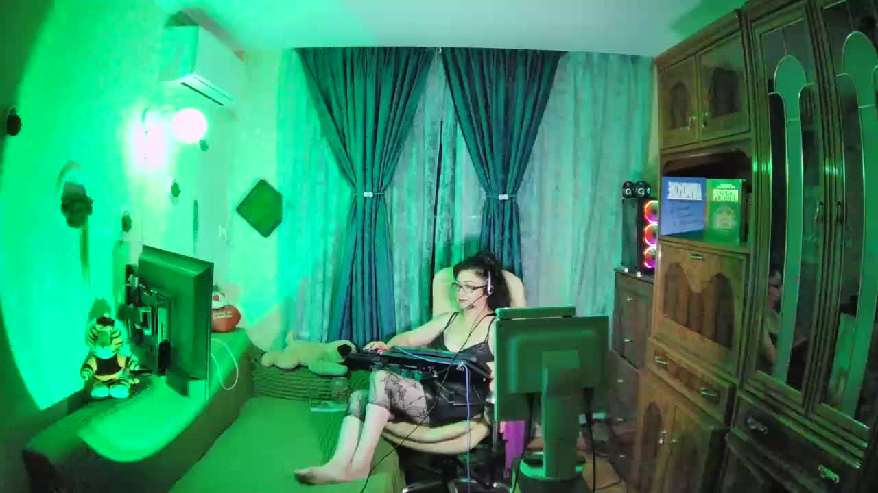 Infodar Adult Chat September 3, 2025