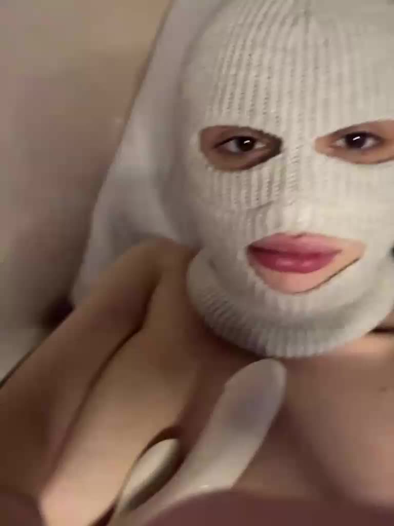 Bitttccchhh Adult Chat September 1, 2025