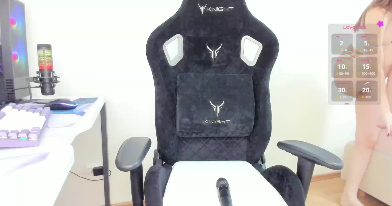 Skyqueenii Adult Chat September 4, 2025