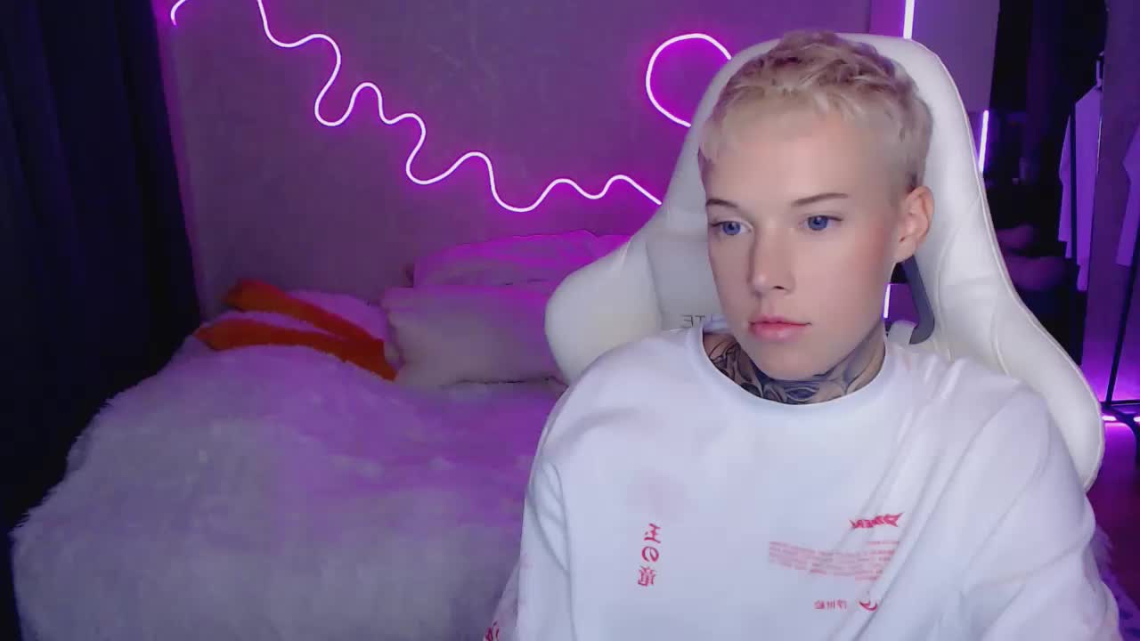 tezes Adult Chat September 3, 2025