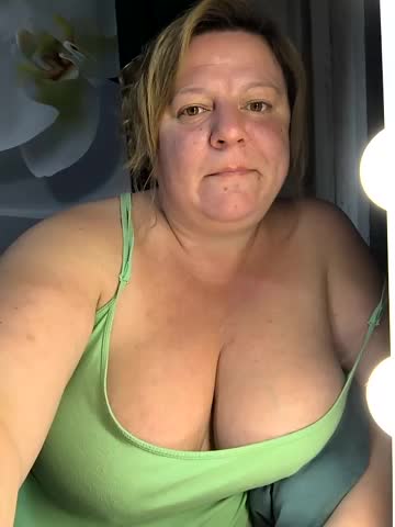 jusichka Adult Chat September 2, 2025